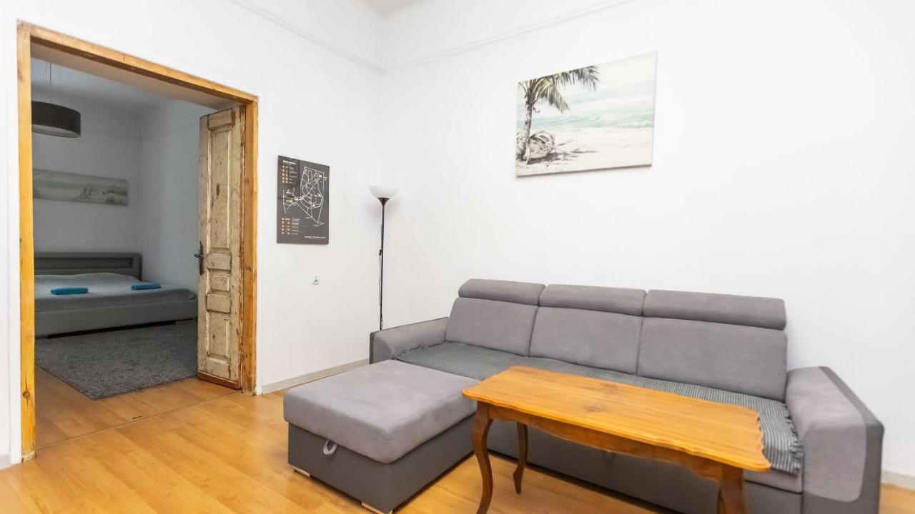 Apartment - Old Town - Cyrulicza Lublin Bagian luar foto